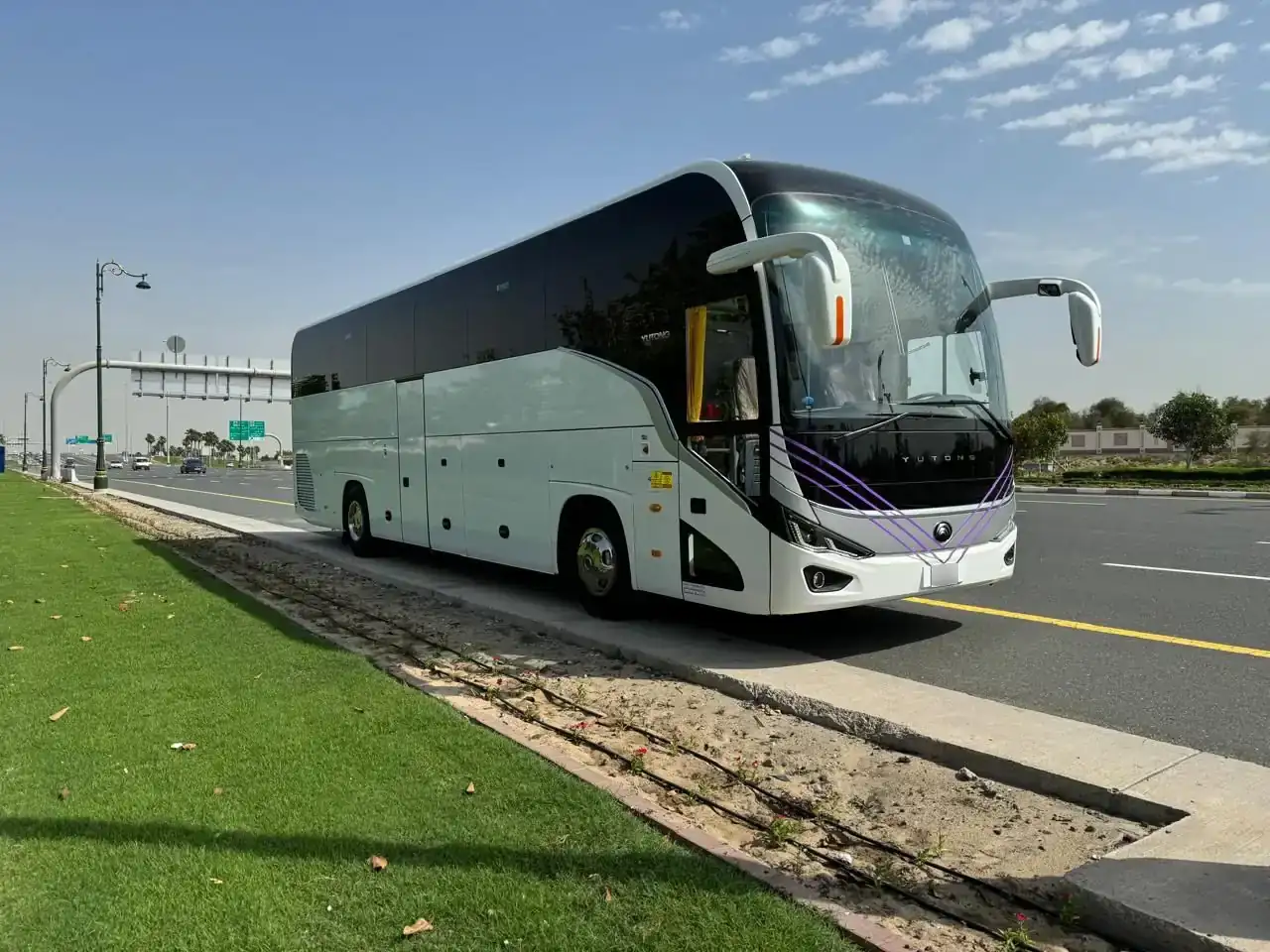 35 Seater Luxury Coach chauffeur hire Dubai